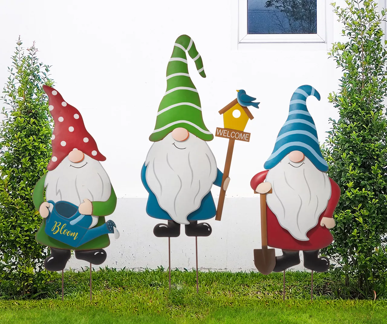 Metal Garden Gnome 3-Piece Yard Stake & Wall Decor Set 13 Metal Garden Gnome 3-Piece Yard Stake & Wall Decor Set - Image 11