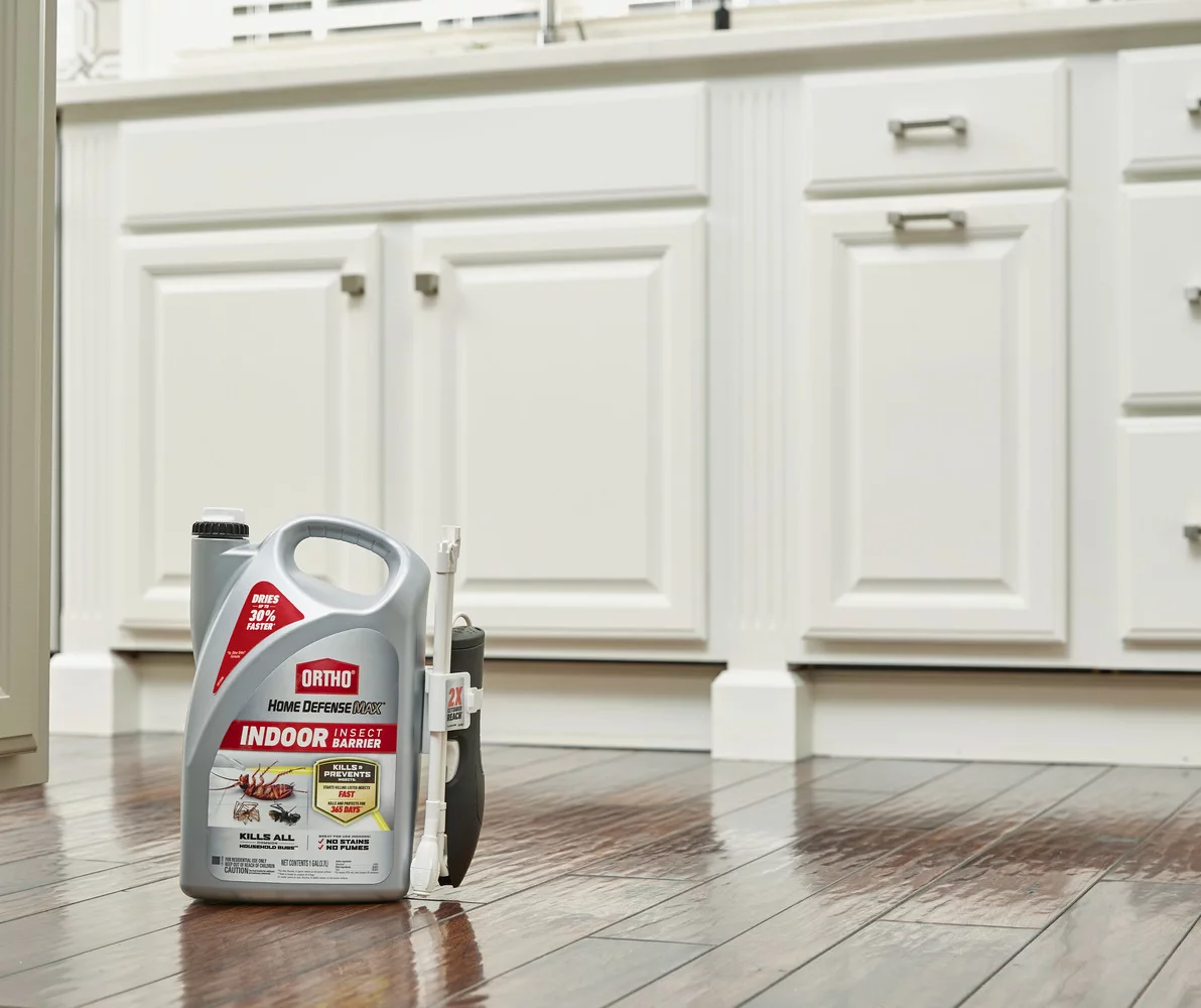 Home Defense Max Indoor Insect Barrier With Extended Reach Comfort Wand, 1 Gal. 10 Home Defense Max Indoor Insect Barrier With Extended Reach Comfort Wand, 1 Gal. - Image 8